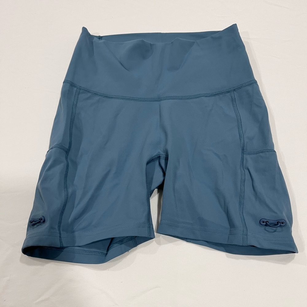 NWT Gymshark Legacy Fitness Shorts Stone Blue Size Medium